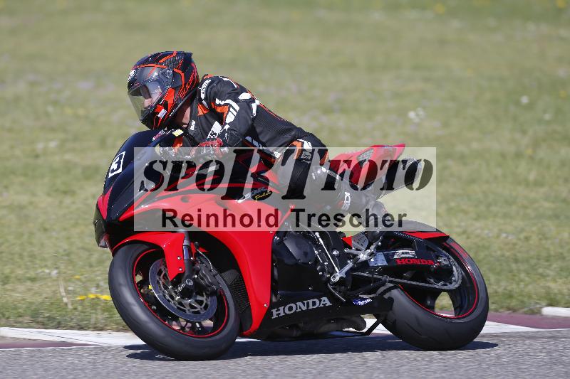 /10 20.04.2026  Pluess Moto Sport ADR/Einsteiger/13